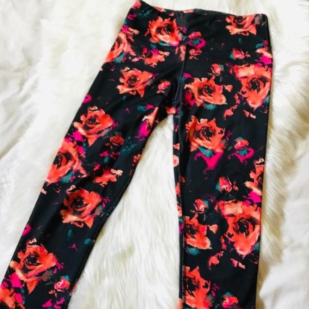 90 Degree Reflex Floral Print Cropped Leggings, M
